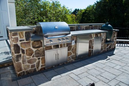 Outdoor Living design by JHL Landscaping