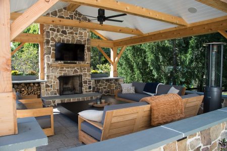 Outdoor Living design by JHL Landscaping
